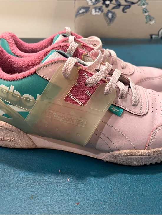 Reebok Shoes - Reebok Women’s Pink and Teal Low-Top Sneakers